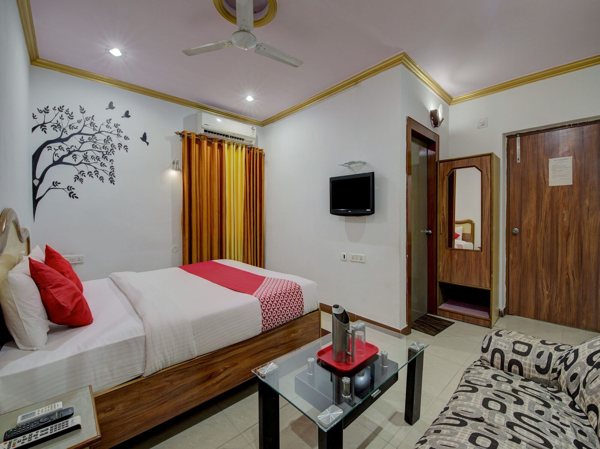 Oyo 4275 Hotel Sunraj Residency رانشي المظهر الخارجي الصورة
